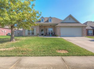 10211 N 119th East Ave, Owasso, OK 74055