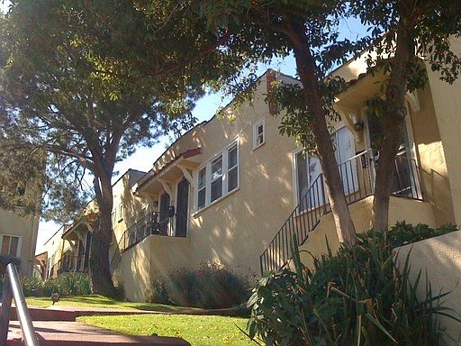 1st image of 811 1/4 Kodak Dr