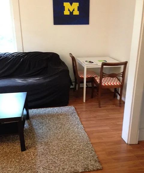 1302 S Forest Ave — Photo 2