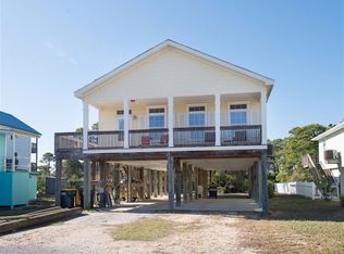 579 Boykin Ct N, Gulf Shores, AL 36542