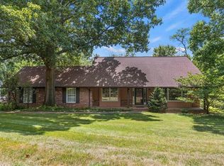 1744 Lynkirk Ln, Saint Louis, MO