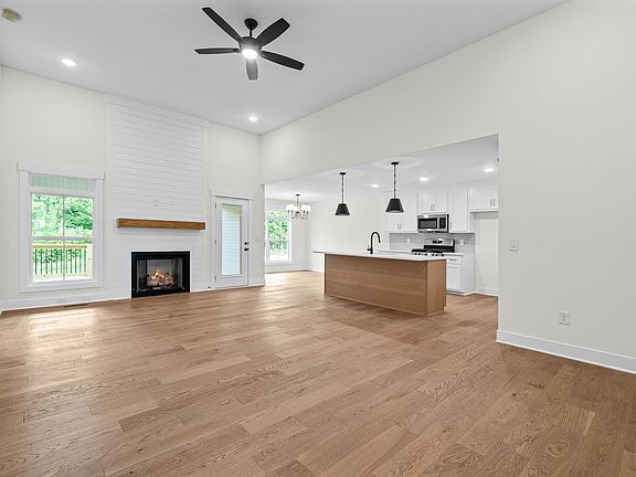 3rd image of 979 Bankside Dr Lot 125