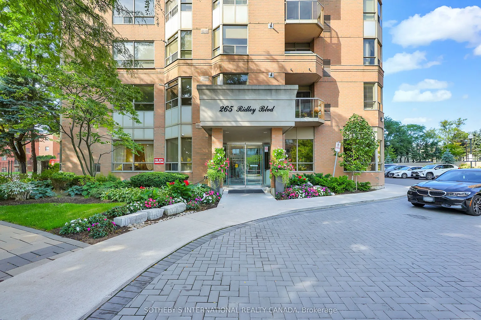 265 Ridley Blvd #610 photo 1