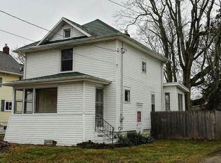 617 Gilbert St, Jackson, MI 49202