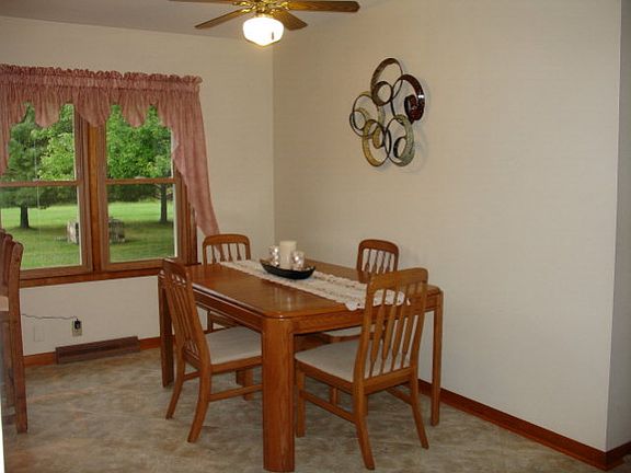 2nd image of 1021 W Livingston Ave
