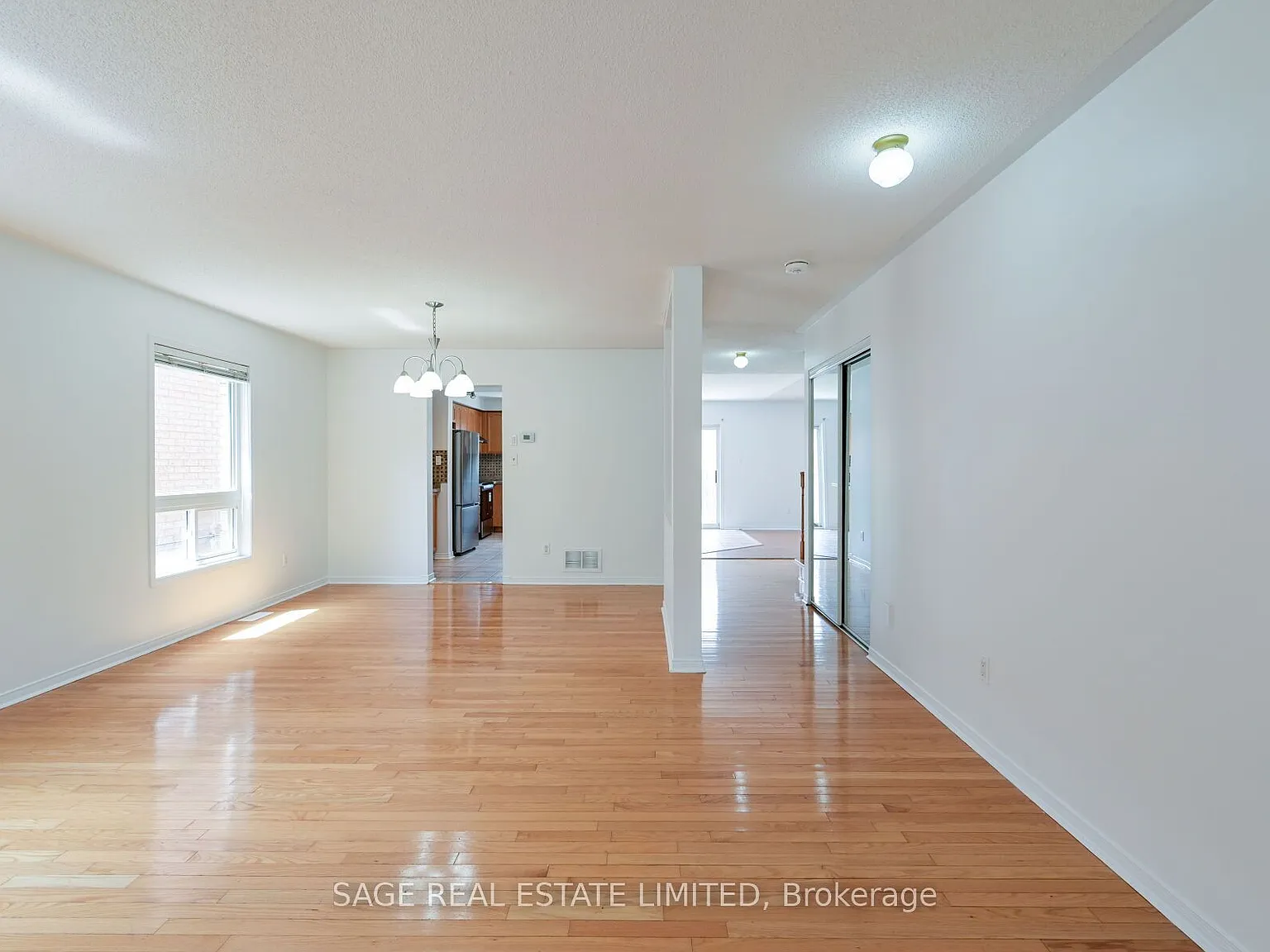 4 bed, $3,200 — Photo 3