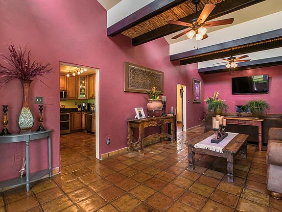 2nd image of 2001 Los Poblanos Pl NW