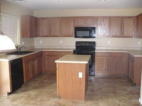 2nd image of 1577 E Jahns Dr