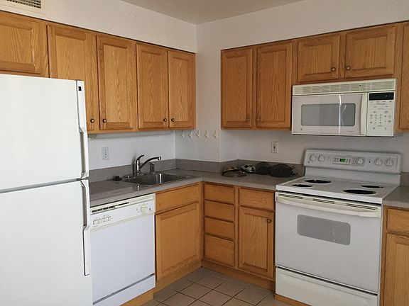 2nd image of 460 S Marion Pkwy APT 801C
