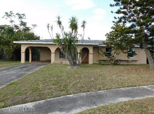 844 Hampton Dr NE, Palm Bay, FL 32905