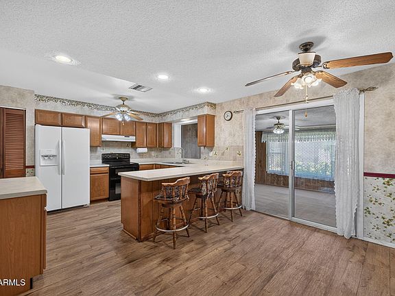 2nd image of 1508 W VINE Avenue