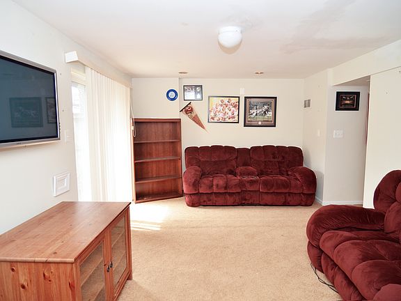 4th image of 613 Paddle Wheel Ct E