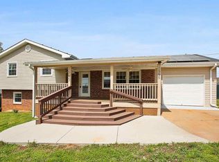 1595 Campton Rd, Inman, SC 29349