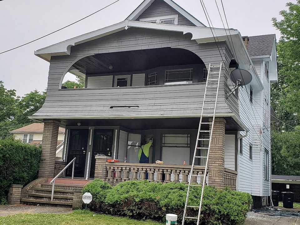 1st image of 15900 Arcade Ave #2