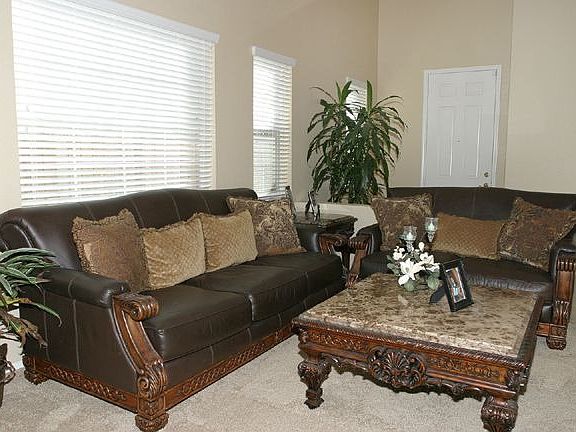 3rd image of 1549 Loma Alta Dr