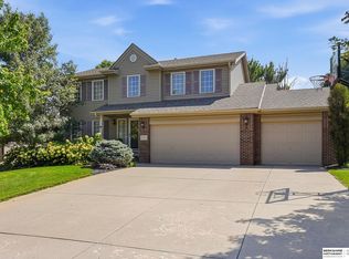 17303 J St, Omaha, NE 68135