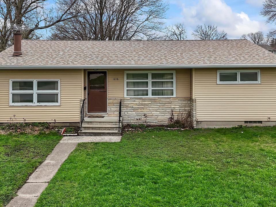 1st image of 636 11th St