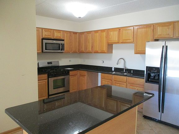 3rd image of 6560 W Diversey Ave APT 511