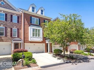 1505 Legacy Cove Ln, Roswell, GA