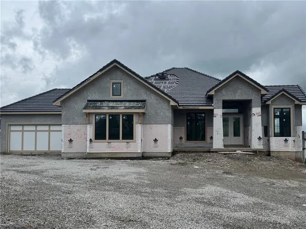 3205 W 149th St, Leawood, KS 66224