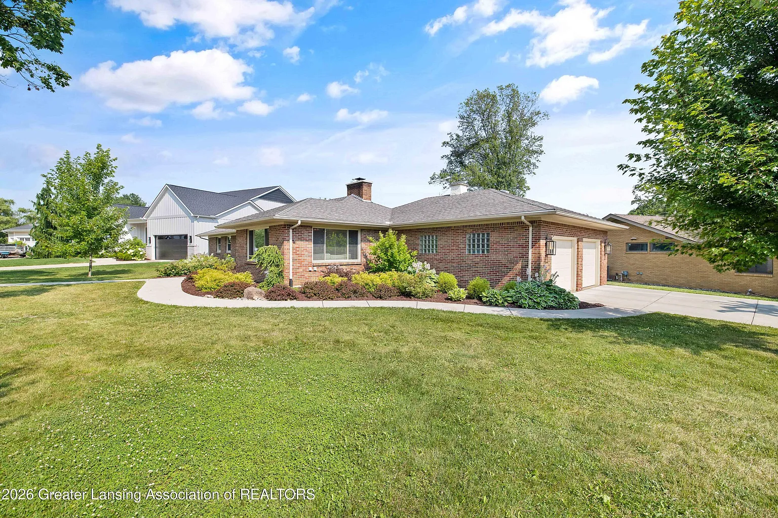 1533 Cambridge Rd photo 1
