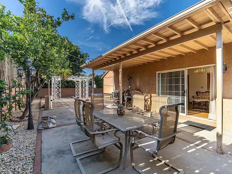 14024 Cantlay St — Photo 27