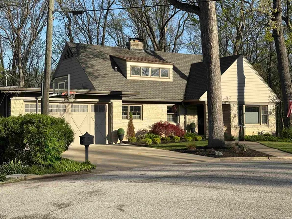 320 Laurel Dr, West Lafayette, IN 47906