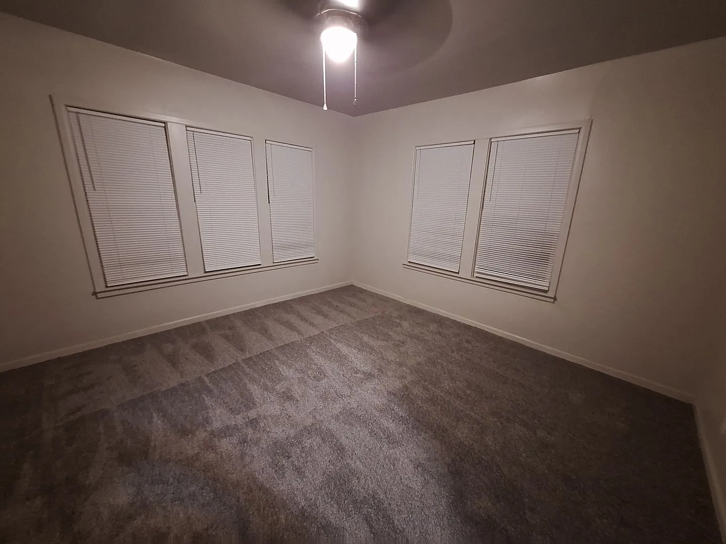 3 bedroom, 2 bath — Photo 4