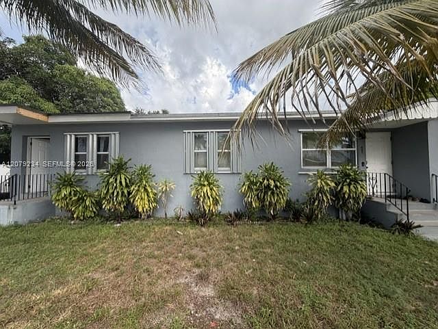 1st image of 805 NE 134th St #B