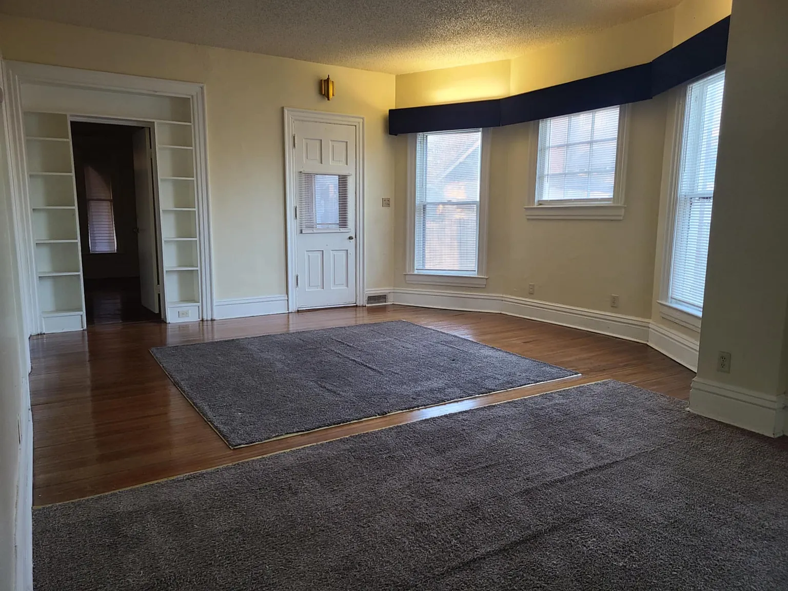 415 Hammond Ave - 1 — Photo 3