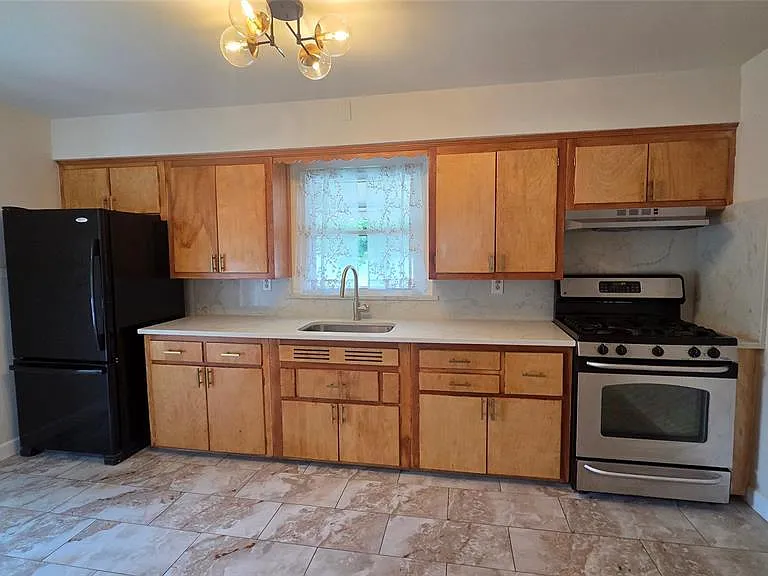 122 Westview Ave — Photo 5