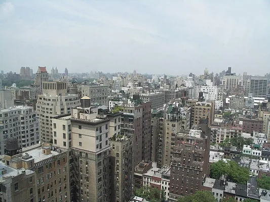 Sold by Town Residential | media 31