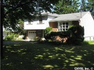 49 Drummond St, Auburn, NY 13021