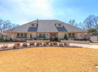 1209 W Sherwood Ln S, Broken Arrow, OK 74011
