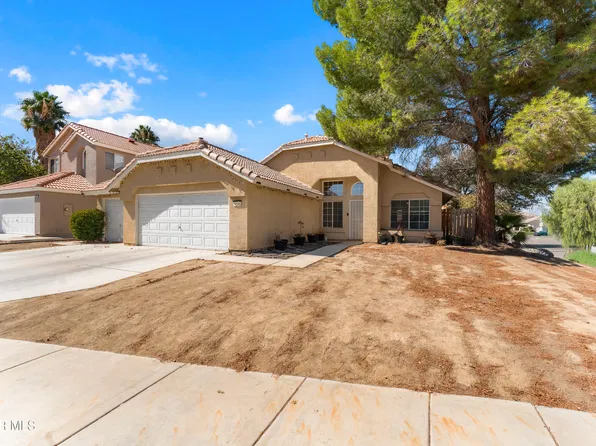 37141 Golden Oak Dr, Palmdale, CA 93552