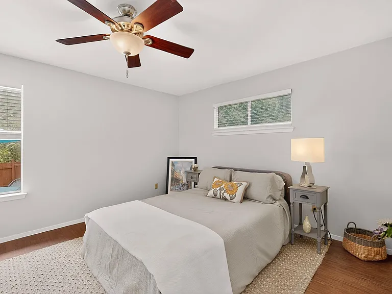 3403 Burliegh Cv — Photo 12
