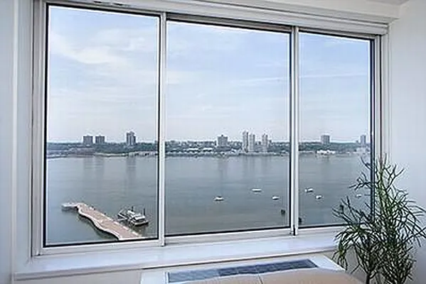 Rented by Maxwell Jacobs | media 53