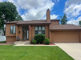 80 Red Fox Run, Montgomery, IL 60538
