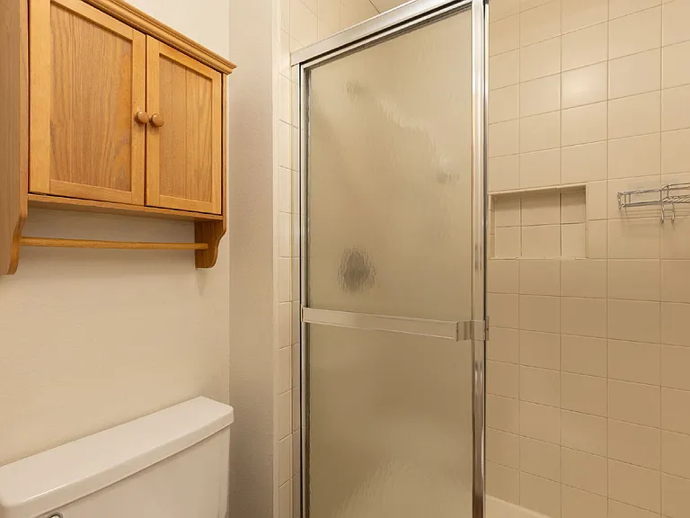1610 Ervine Ave — Photo 13