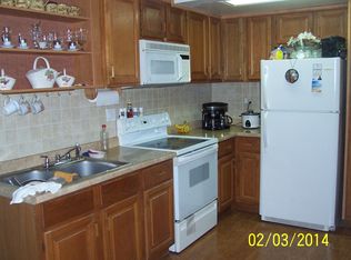 2692 Nelson Dr, Palm Springs, FL 33406