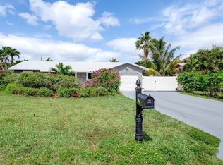 642 Bunting Dr, Delray Beach, FL 33444