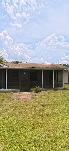 1294 Bee St N Photo 1