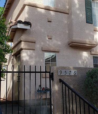 2nd image of 9576 Belle Esprit St