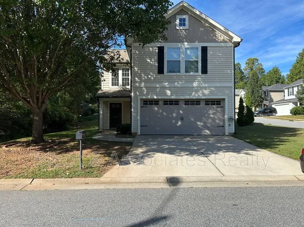 5147 Fiddlers Run Dr, Kernersville, NC 27284