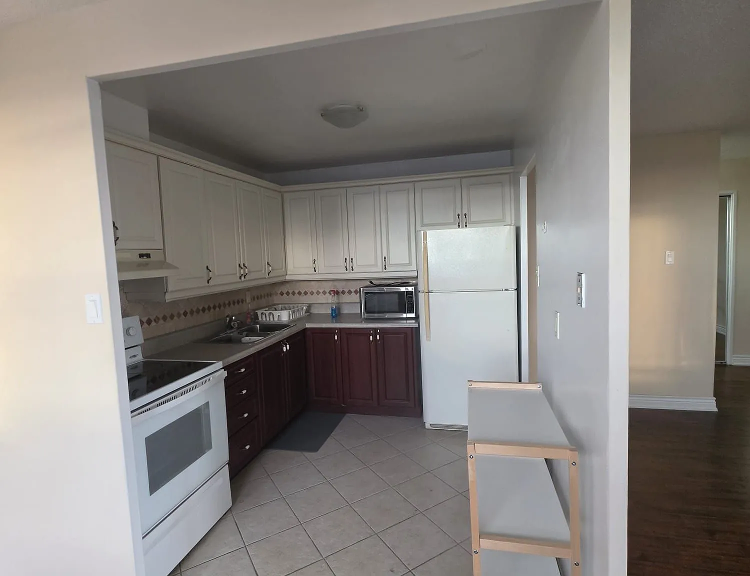 3 bed, $2,799 — Photo 3