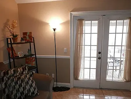 2 bed, 1021 sqft, $1,200 — Photo 4