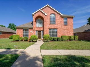 1445 Mayflower Ln, Lewisville, TX 75077