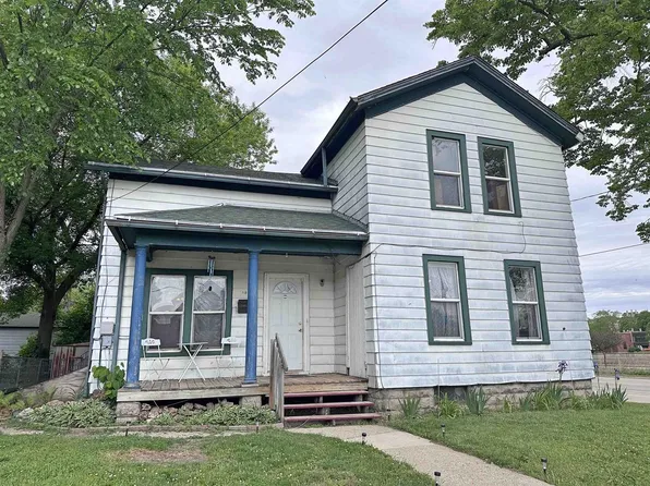 102 Union Street, Janesville, WI 53548