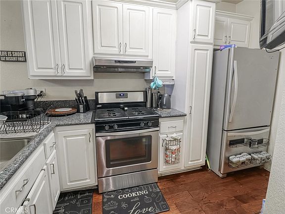 4th image of 555 Maine Ave Unit 219