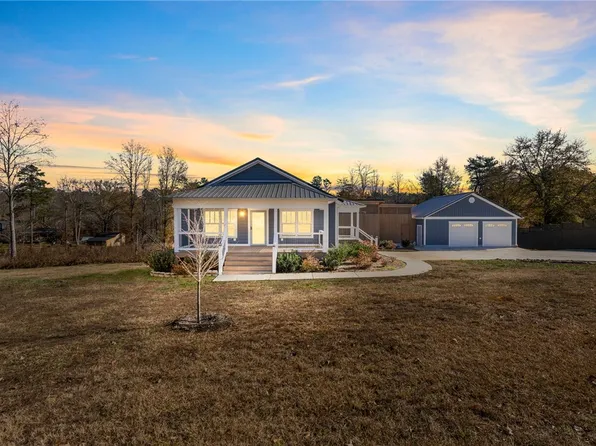 1122 Midway Rd, Pickens, SC 29671